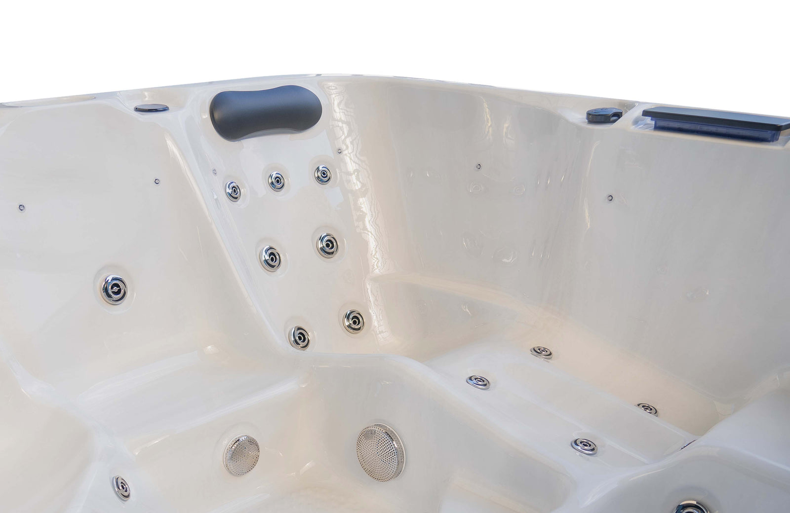 RIVIERA 2 - 5 Person Hot Tub with Bluetooth Audio