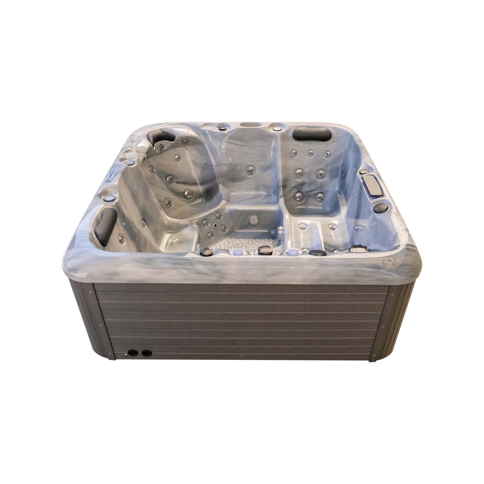 RIVIERA 2 - 5 Person Hot Tub with Bluetooth Audio