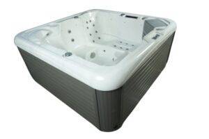 BALI LITE - 5 Person Hot Tub With Bluetooth Audio