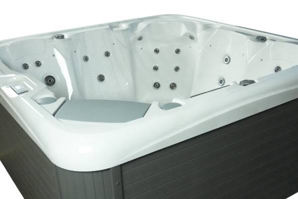 North Wales Hot Tub - Free Delivery