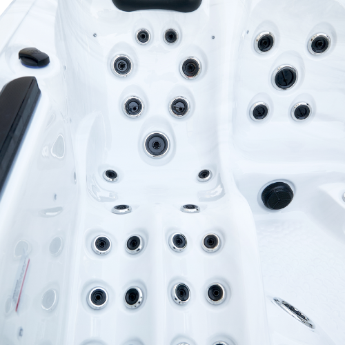 sunbeach 952-dl lounge seat with jets at hot tub liverpool