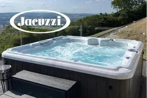 Jacuzzi Hot Tubs for sale in Liverpool Merseyside