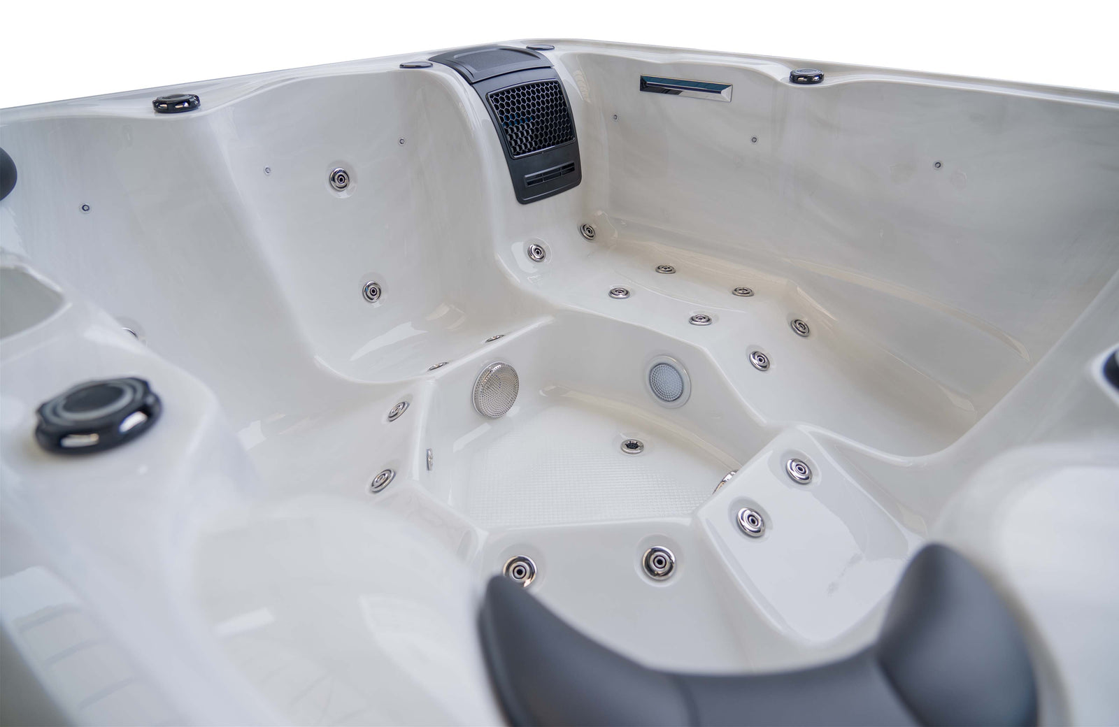 LAGUNA 1 - 6 Person Hot Tub With Bluetooth Audio