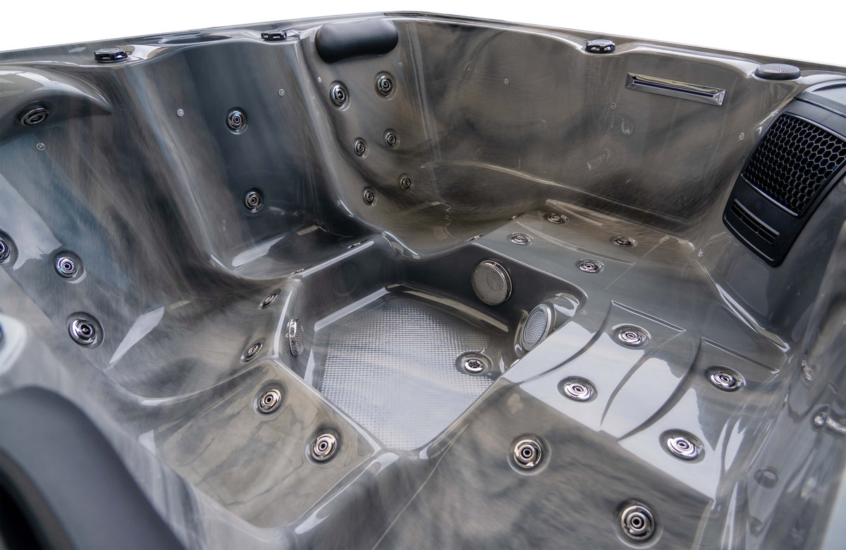 LAGUNA 2 - 5 Person Hot Tub With Bluetooth Audio