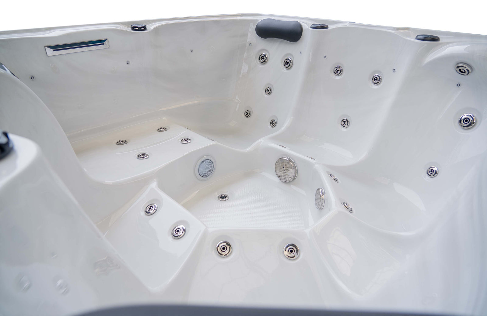 LAGUNA 1 - 6 Person Hot Tub With Bluetooth Audio