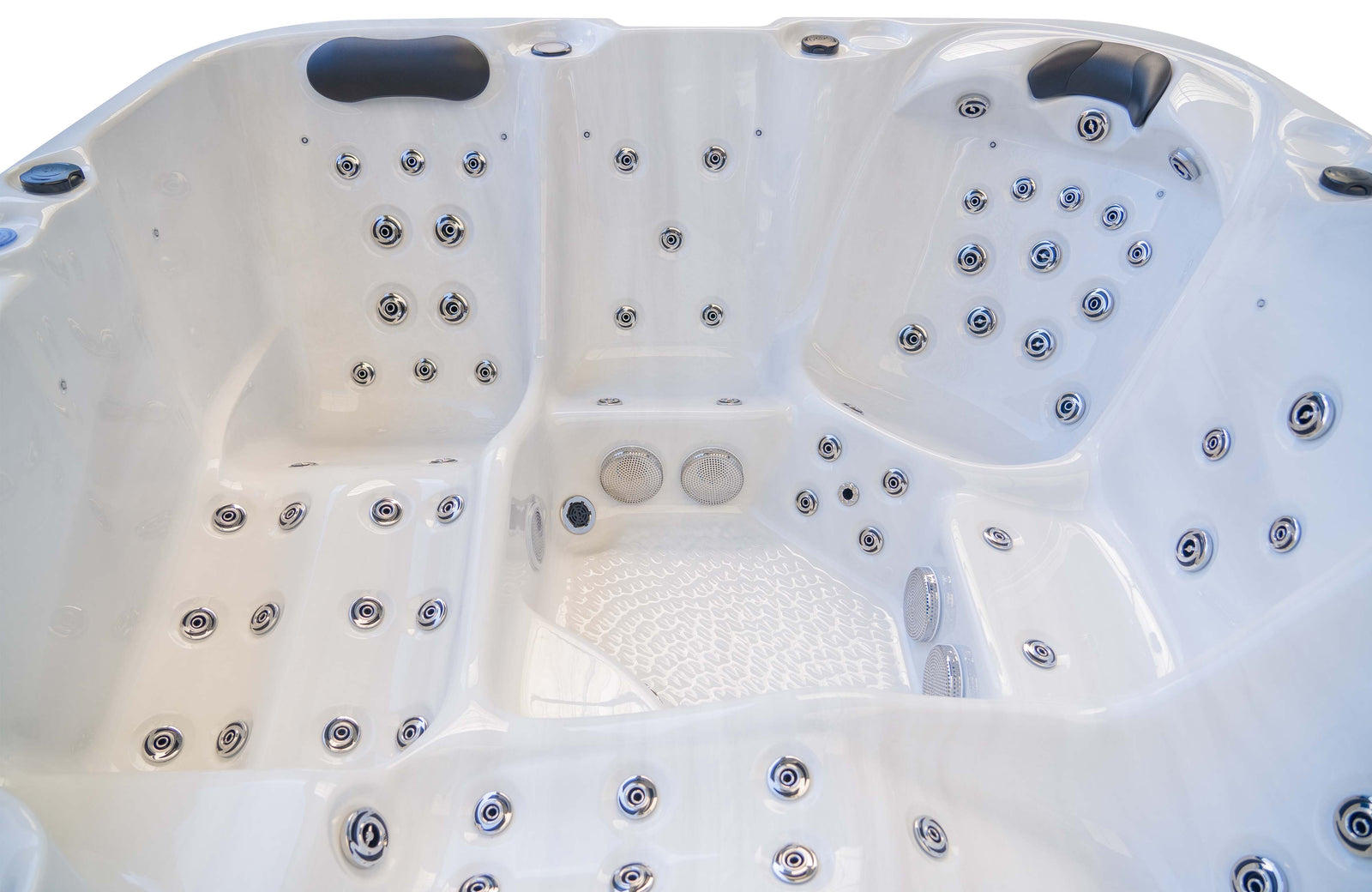 CELESTIAL 2 - 5-Person Hot Tub with Bluetooth Audio