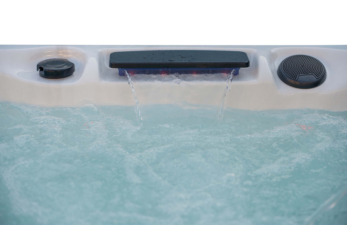 RIVIERA 2 - 5 Person Hot Tub with Bluetooth Audio