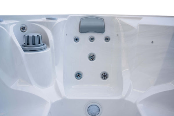 AQUA BLISS LITE - 4 Person Hot Tub With Bluetooth Audio