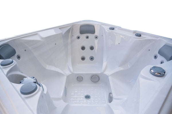 AQUA BLISS LITE - 4 Person Hot Tub With Bluetooth Audio