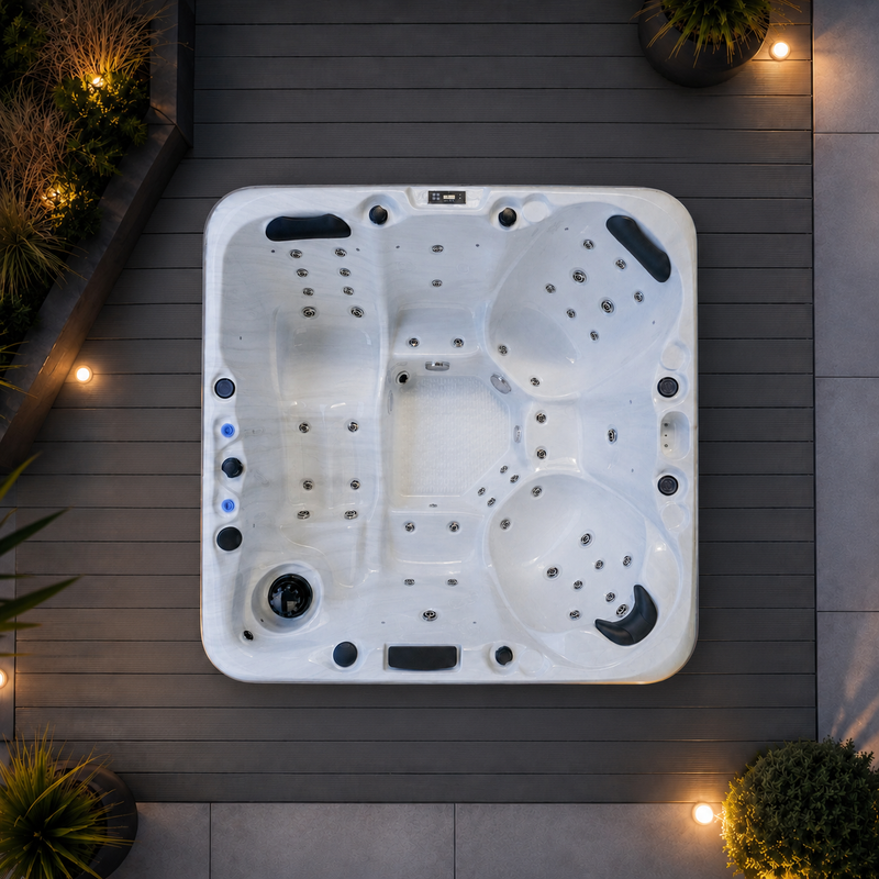 RIVIERA 1 - 6-Person Hot Tub with Bluetooth Audio