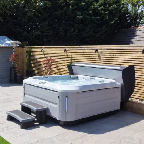 J-345 COMFORT HOT TUB WITH OPEN SEATING - INFRARED & RED LIGHT THERAPY