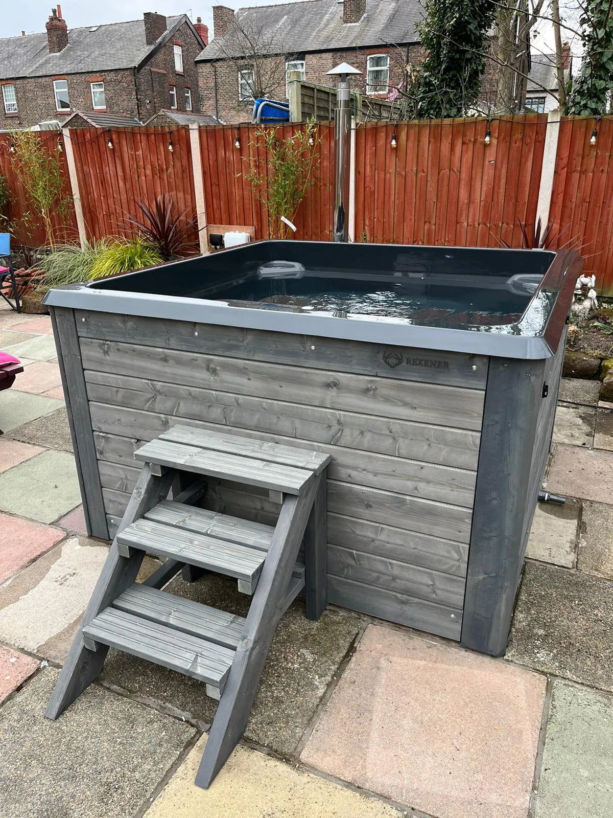 Rexener Polar Wooden Hot Tub - Made in Finland